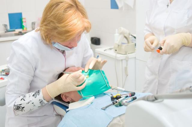 Contact An Emergency Dentist For Immediate Pain Relief